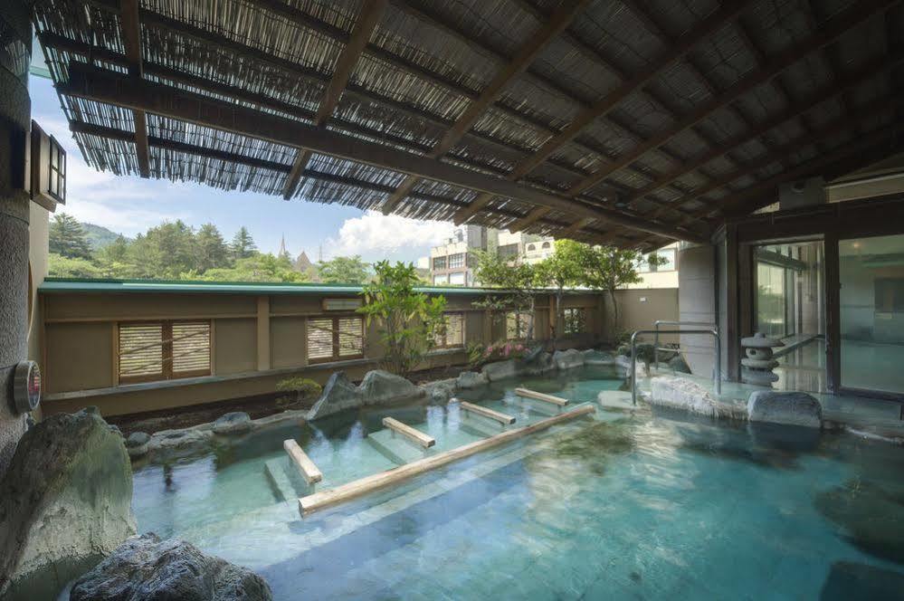 מלון פוג'יושידה Fujisan Onsen Bessho Sasa מראה חיצוני תמונה
